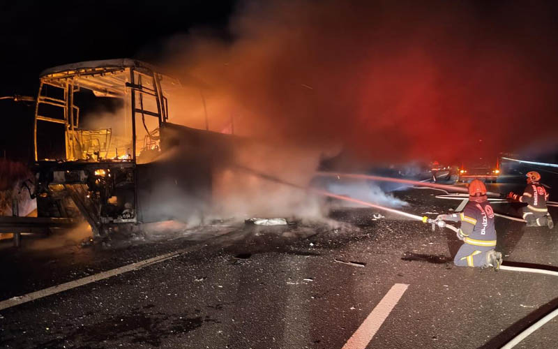 Denizli’de otobüs yangınında 8 kişi öldü, 33 kişi yaralandı