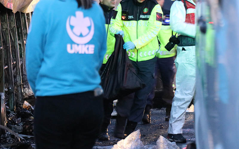 9 aylık bebek, otobüs yangınında hayatını kaybetti
