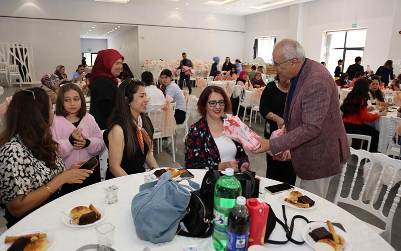 Çameli’de Anneler Günü kutlandı