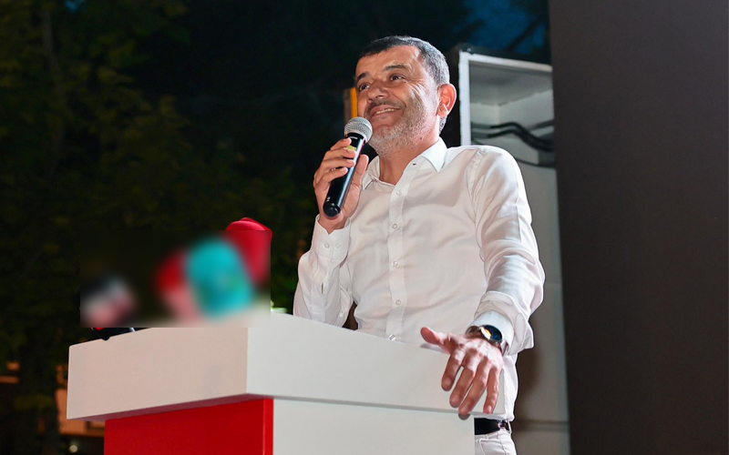 Çavuşoğlu’ndan, Kılıçdaroğlu ile birlikte olan isme gönderme: Vatandaş tükürüğüyle boğar