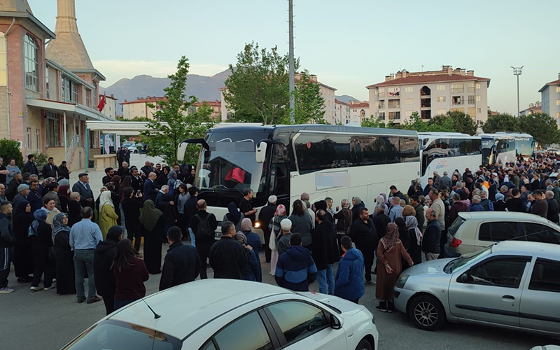 Hac kafilesi kutsal topraklara uğurlandı