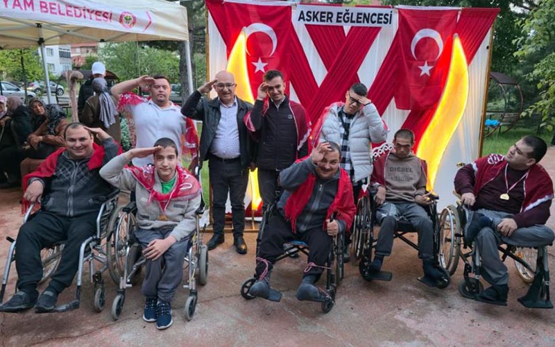 Özel bireyler için asker eğlencesi düzenlendi
