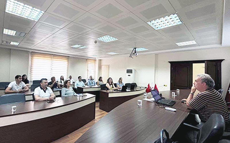Denizli ABİGEM ile Dış Ticaretin Yapay Zekası projesi