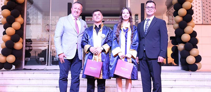 Denizli OSB DOSTEK Koleji'nden mezun olan 228 öğrenciye diplomaları törenle verildi