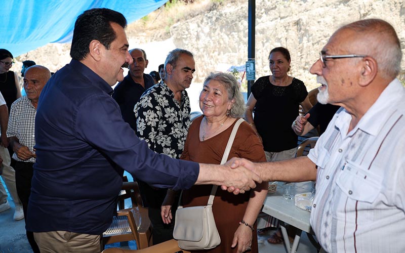 Ertemur mahalle ziyaretleri yaptı