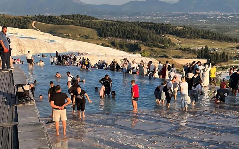Pamukkale, bayramda en çok ziyaret edilen 2. yer oldu