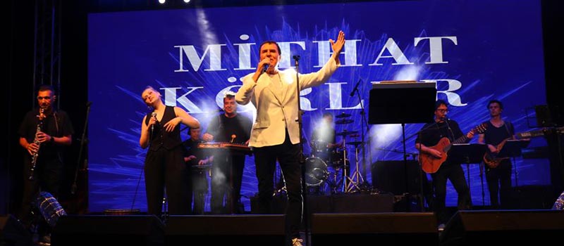 Denizli'de Honaz Kiraz Festivali düzenlendi, Mithat Körler konser verdi