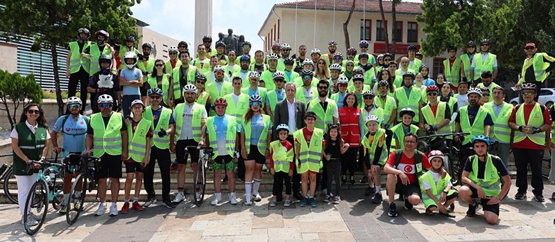 Denizli'de Yeşilay tarafından sağlıklı yaşam için bisiklet turu düzenlendi