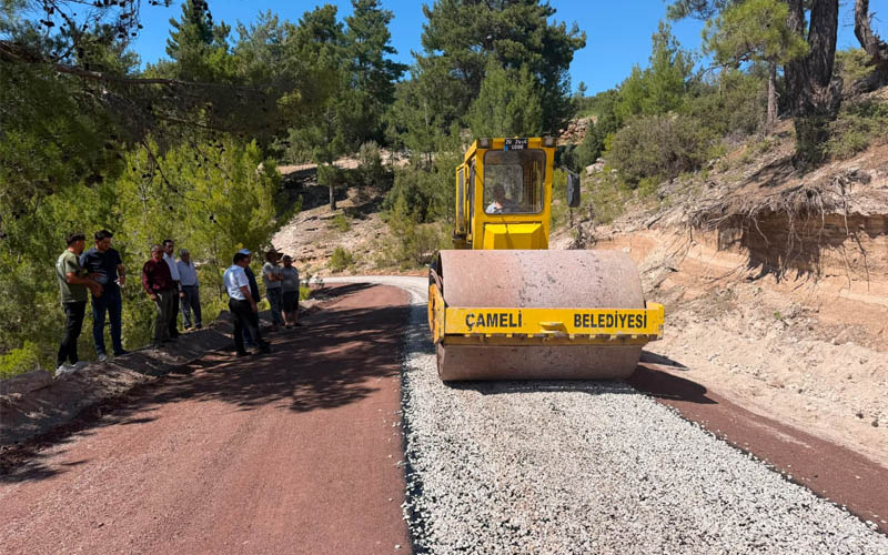 Çameli’de asfalt serimi Kolak’tan başladı