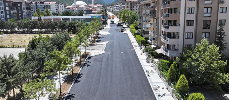 Denizli'de Büyükşehir belediyesi, Gerzele Mahallesi'nde altyapı ve üstyapı çalışmaları gerçekleştiriyor