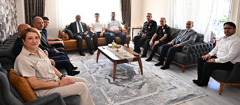 Denizli'deki 15 Temmuz etkinliklerinde şehitler anıldı