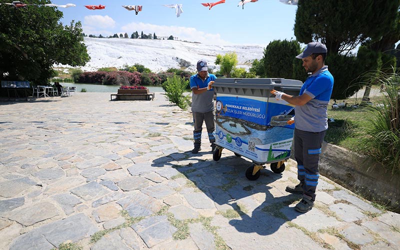 Pamukkale’nin güzellikleri konteynerlere işlendi