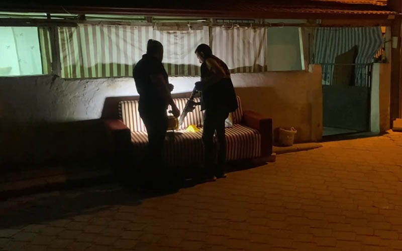 Ev kurşunlandı: Bahçede oynayan çocuk yaralandı