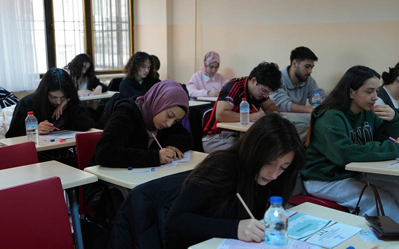 Büyükşehir’in kurslarına katılan öğrencilerden 63’ü üniversiteli oldu