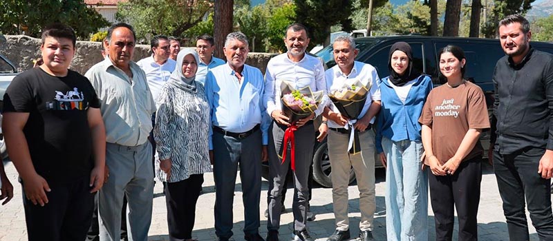 Denizli Büyükşehir Belediyesi, bölge halkının 30 yıldır beklediği Baklançakırlar - Güzelpınar yolunu tamamladı. Ulaşıma açılan yol 4 ilçenin birbiriyle bağlantısını sağlayacak.