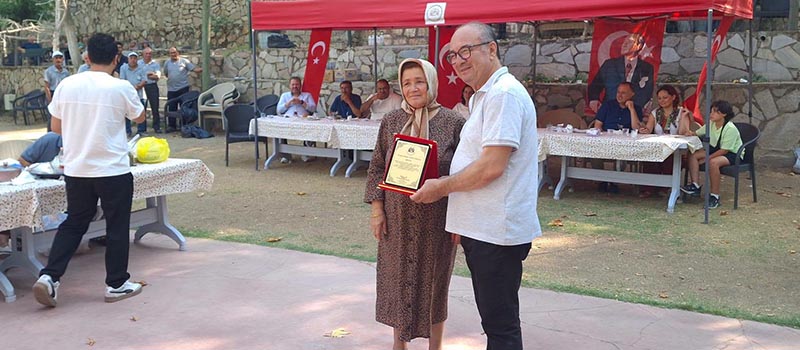 Denizli'nin Buldan ilçesinde düzenlenen Dokuma Kültür ve El Sanatları Festivali'nde konserler ve yarışmalar yapıldı