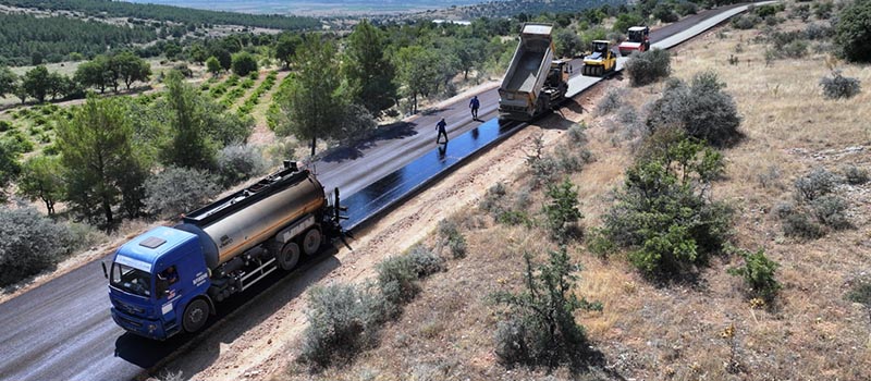 Denizli'de 4 ilçeyi birbirine bağlayan Gömce - İmrallı yolu tamamlanarak ulaşıma açıldı