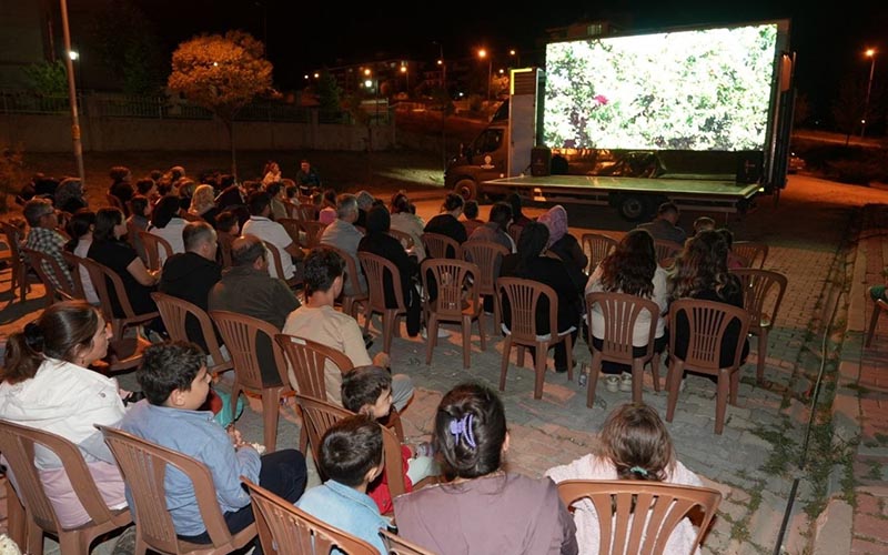 Büyükşehir “Köyümde Sinema Günleri” ile nostalji yaşatıyor