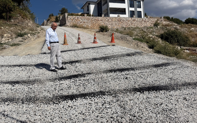Çameli Belediyesi’nden Yeni Mahalle’ye asfalt