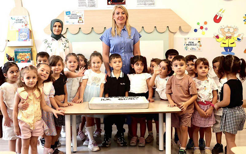 Doğan’dan minik öğrencilere ziyaret