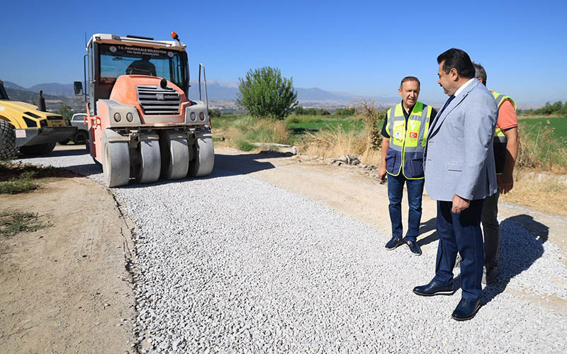 Kocadere’nin yolları sathi kaplamayla asfaltlanıyor