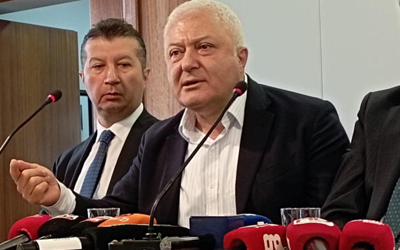 Özkan sordu: Denizli’nin rantını kim yiyor?