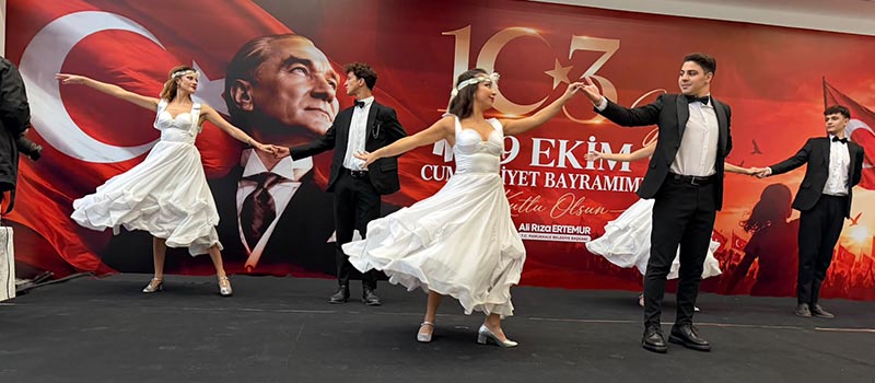 Denizli'de Bağbaşı Kültür Merkezi törenle hizmete açıldı
