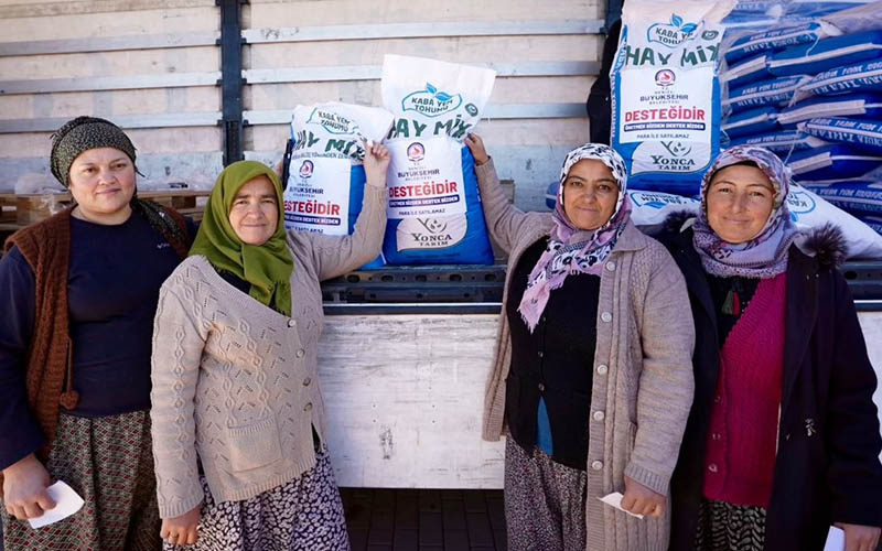 Denizlili üreticilere 170 ton yem bitkisi tohumu desteği