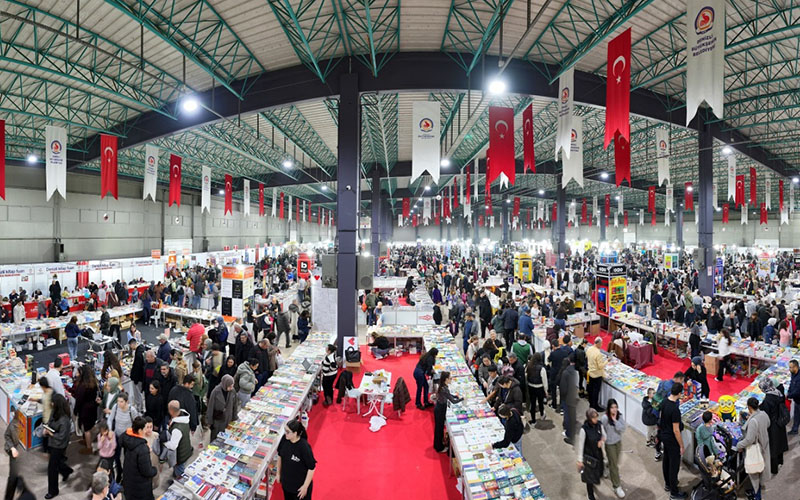 TÜYAP Kitap Fuarı gün sayıyor