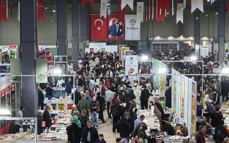 Büyükşehir’den TÜYAP Kitap Fuarı’na ücretsiz otobüs