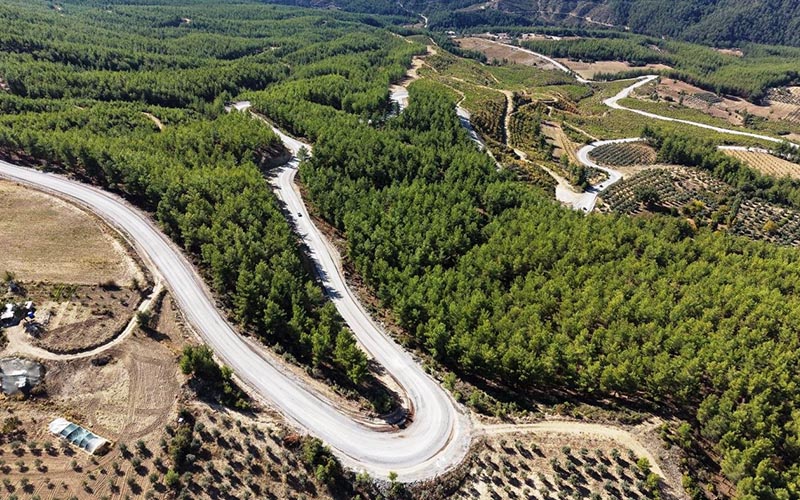 Büyükşehir’in yapımını tamamladığı Çamlarca-Gölbağlık yolu açıldı