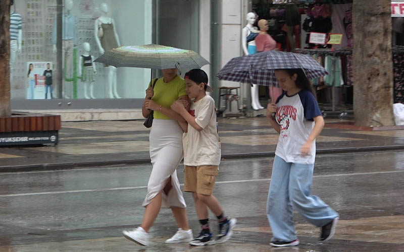 Meteoroloji’den Denizli’ye sarı kodlu yağış  uyarısı