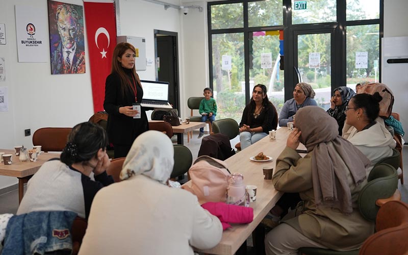 Büyükşehir’den kadınlara yönelik sağlıklı ve güvenli yaşam eğitimleri