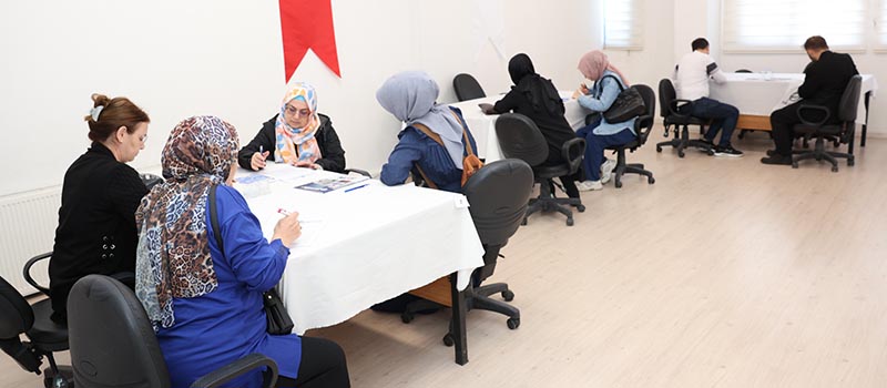 Denizli OSB ve İSKUR Denizli İl müdürlüğü iş birliğiyle iş arayanlar için toplu iş görüşmesi gerçekleştirildi