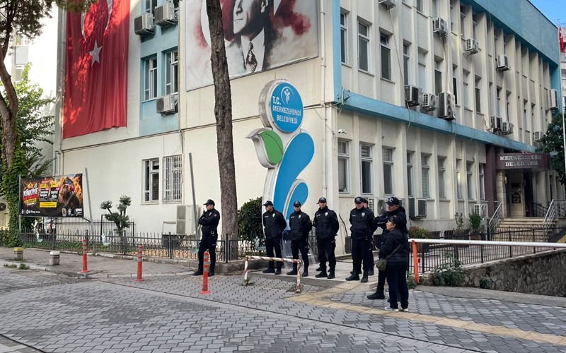 Yeni Parti’den Merkezefendi Belediyesi önünde toplanma kararı