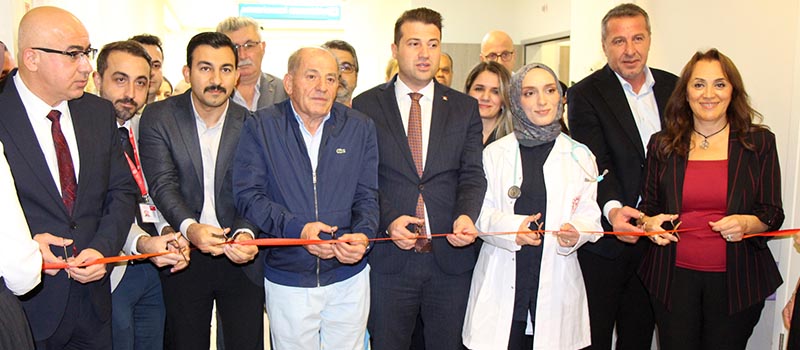 Denizli'de hayırsever iş insanı Alaattin Kameroğlu hastaneye cihaz bağışladı