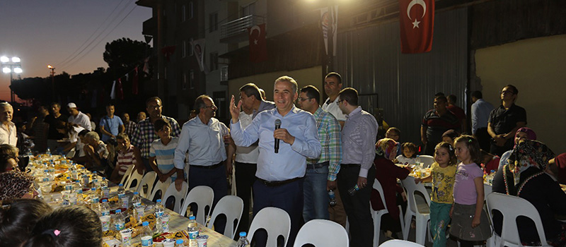 Denizli Büyükşehir yüzbinleri aynı sofrada buluşturdu 
