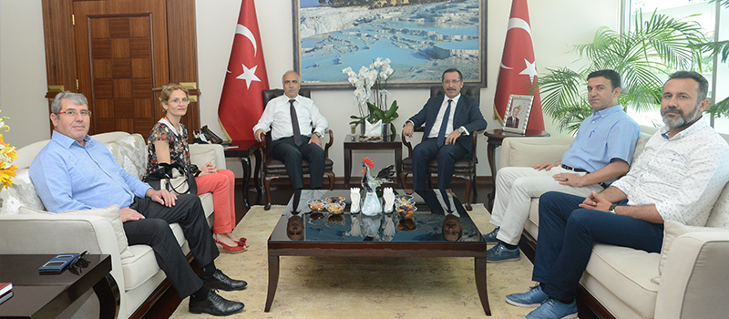 Vali Karahan’a ziyaretler sürüyor