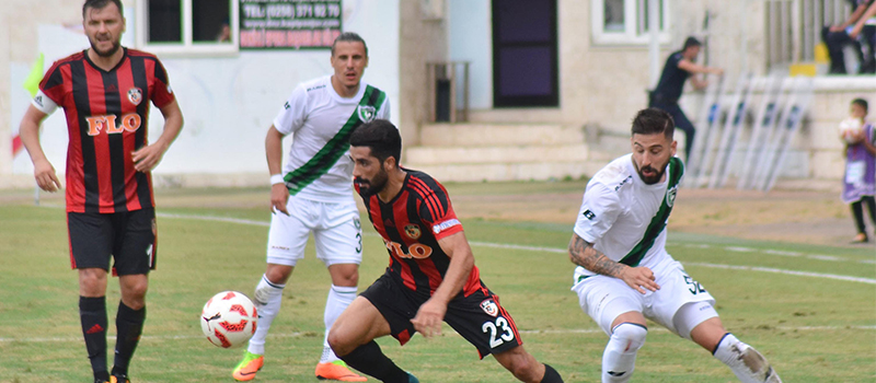 Denizlispor, Gaziantepspor’a 1 attı 3 aldı