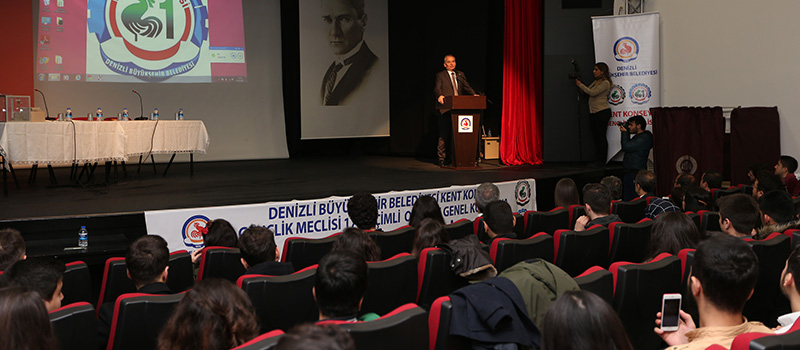 Gençlik Meclisi’nin yeni başkanı Sak oldu